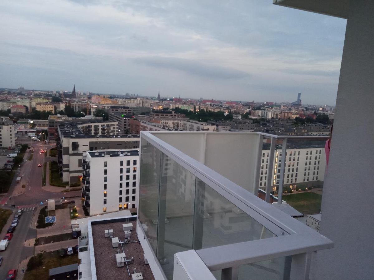 Wroclaw Penthouse Views Odra And City Center Exterior photo