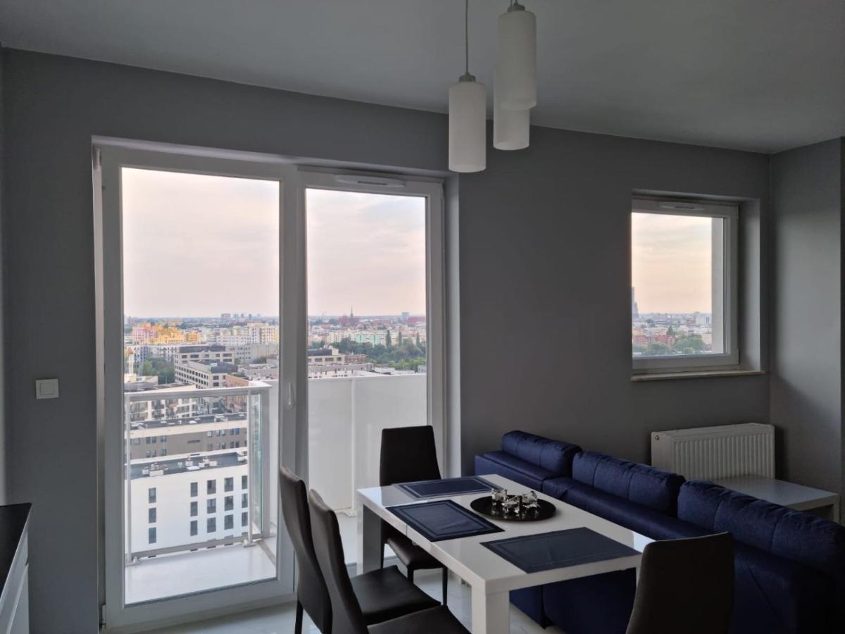 Wroclaw Penthouse Views Odra And City Center Exterior photo